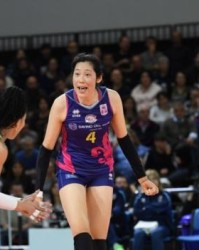 乐鱼体育官网-数据不俗却无缘欧联杯MVP 朱婷坦言未恢复到最佳