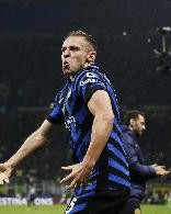 罗马诺：弗拉泰西曾无限接近登陆英超，纽卡两次接触了球员的团队