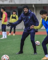 开云体育-南通支云主帅：新赛季目标保级 中国没有足球文化